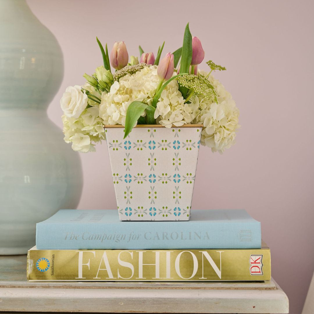 Laura Park Lisbon Lovin Cachepot Candle - Image 3