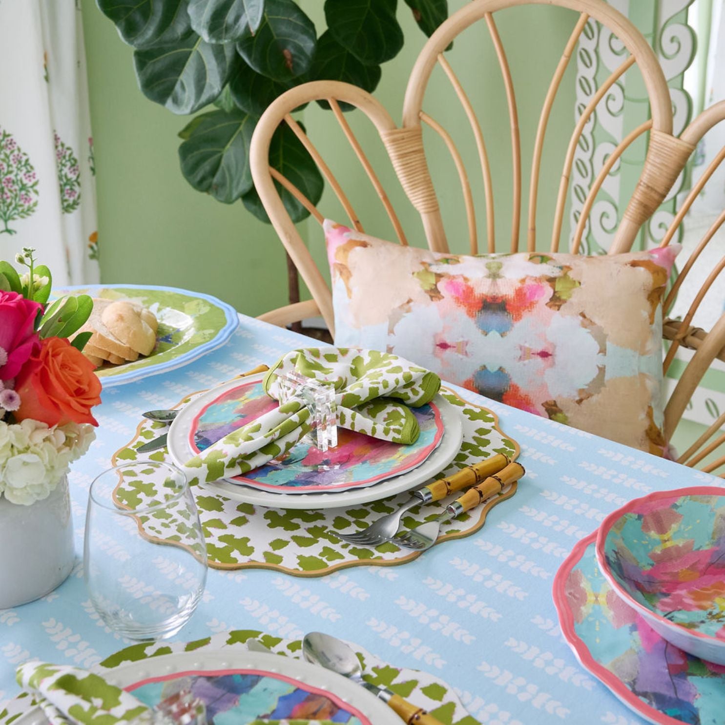 Chintz Green Scalloped Dinner Napkins - Image 3