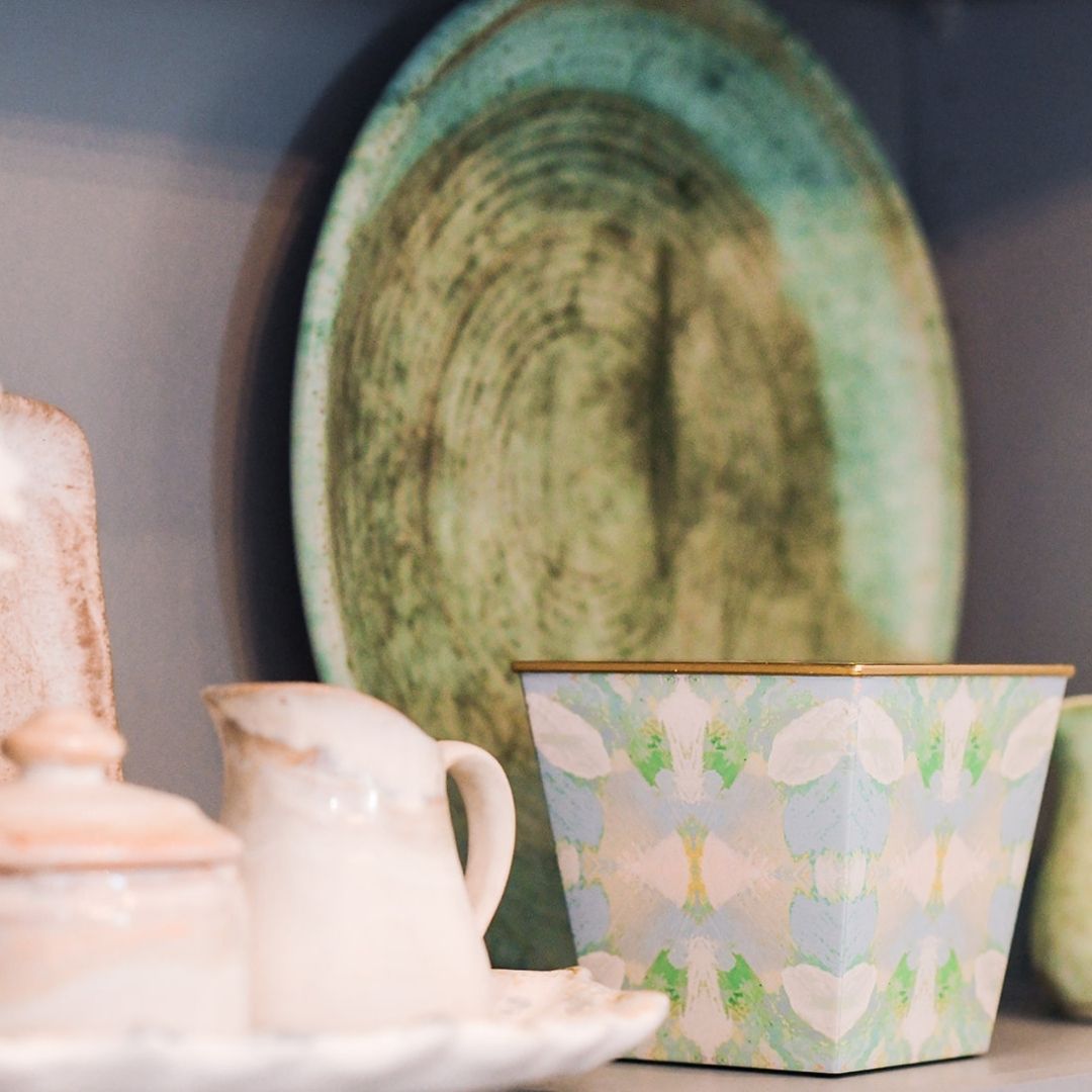 Laura Park Elephant Falls Cachepot Candle - Image 2